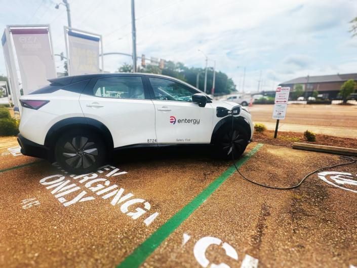 Electric car charging in Jackson, Mississippi