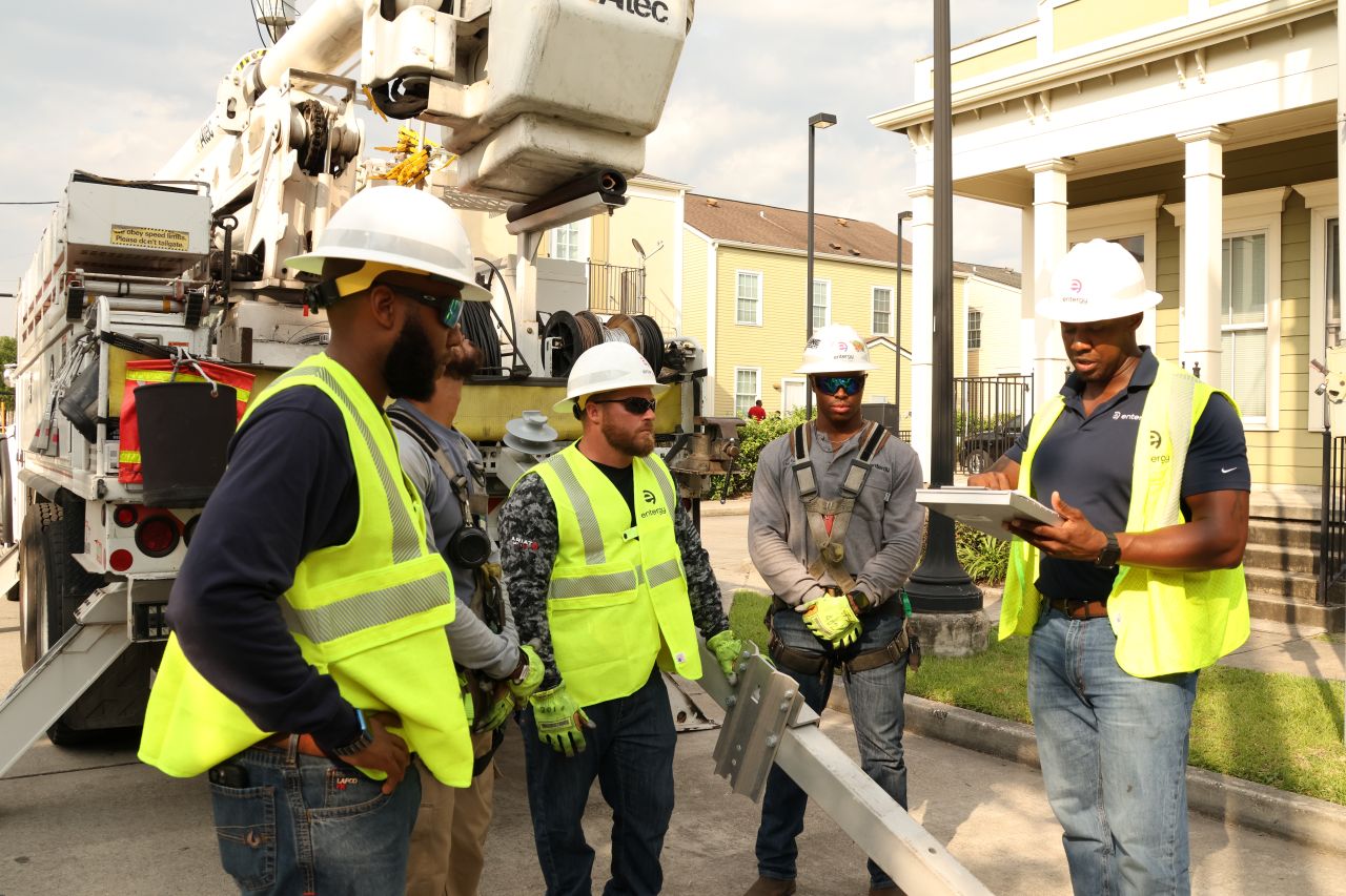 ENO-resilience-lineworkers-2023