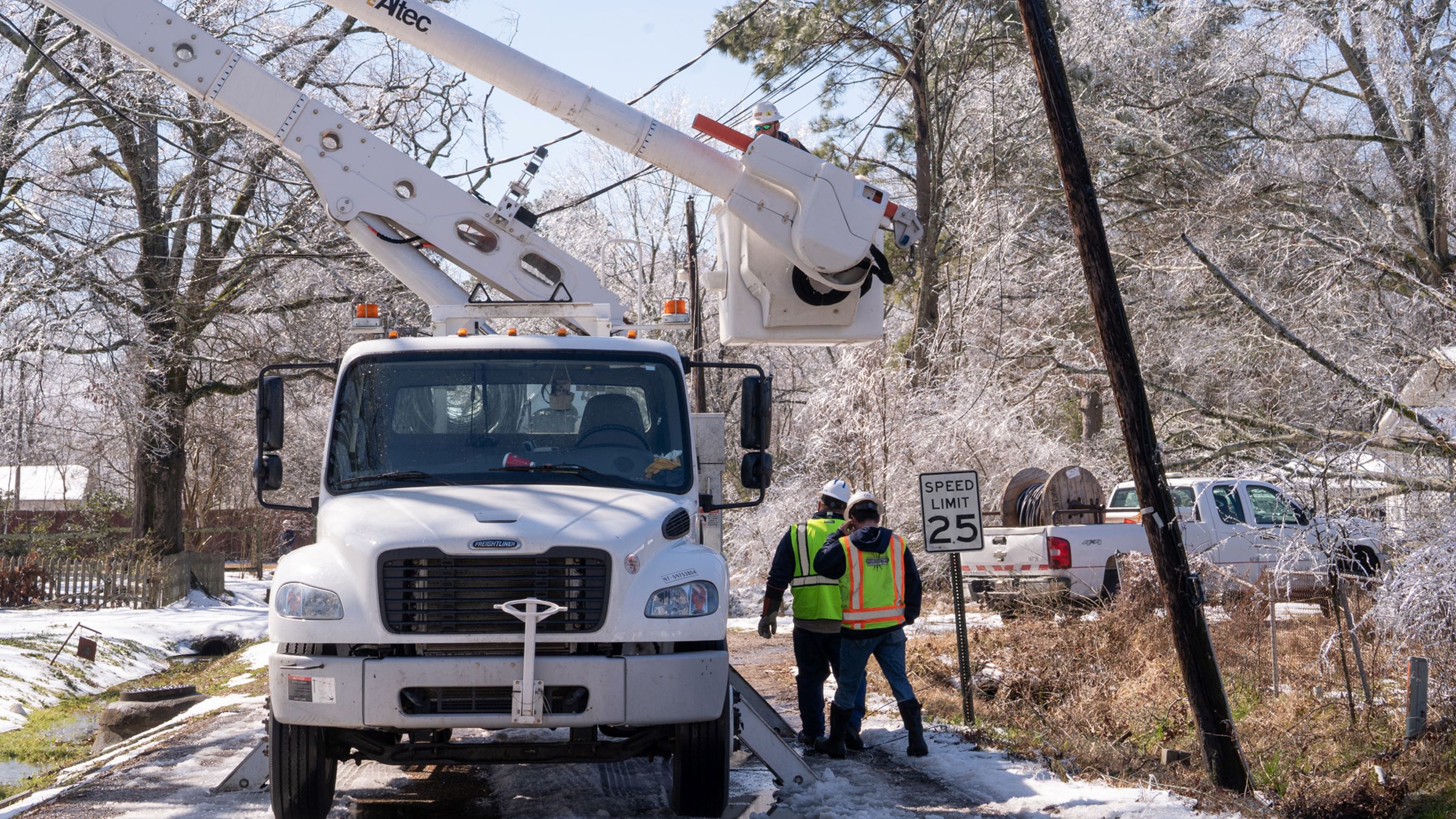 Entergy Restores Power to Louisiana Communities After Winter Storms ...